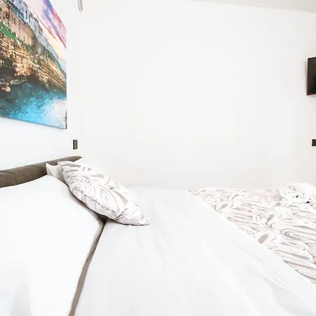 Palazzo Kame Apartment *